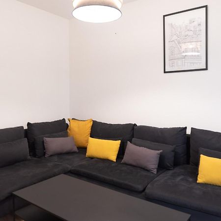Spacious Apartment Near The Champs De Mars París Exterior foto