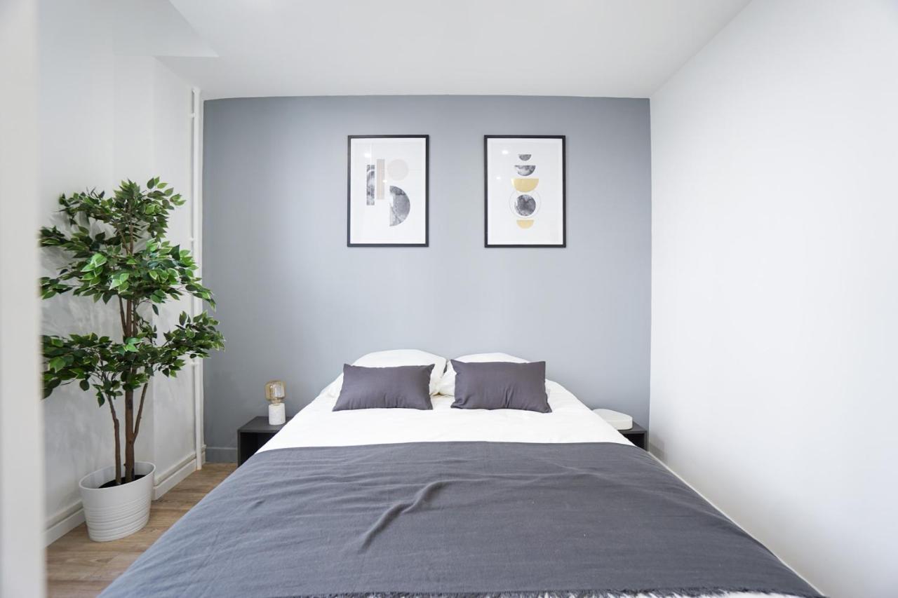 Spacious Apartment Near The Champs De Mars París Exterior foto